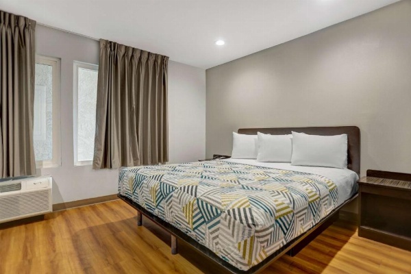 Motel 6 La Mesa CA image 10